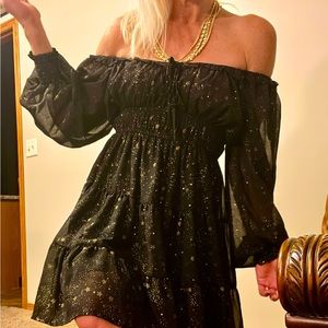 Blu Pepper Brand Off Shoulder Babydoll Black & Gold Sparkle Star Lined Dress, M